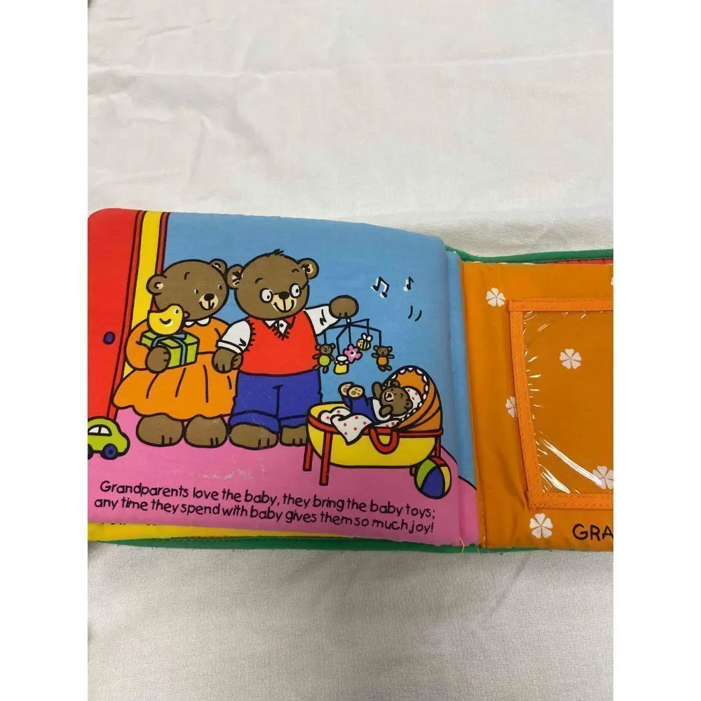 Everyone loves baby plush photo book‎ 10.5x6.5”